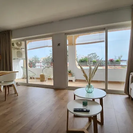 Mediterranean Apartment *